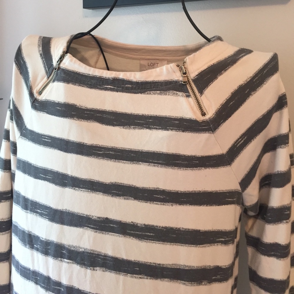 LOFT STRIPE DRESS - Picture 2 of 6